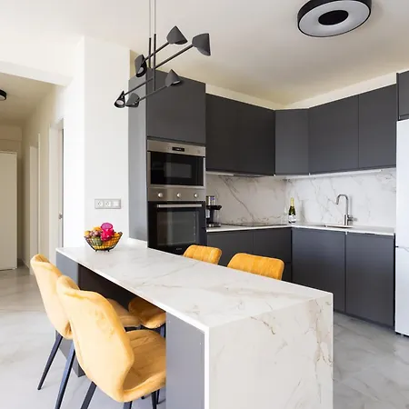 Stunning Flat Next To The Beach-ocean Views * Los Cristianos (Tenerife)