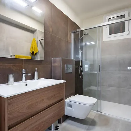 Stunning Flat Next To The Beach-ocean Views Apartament *