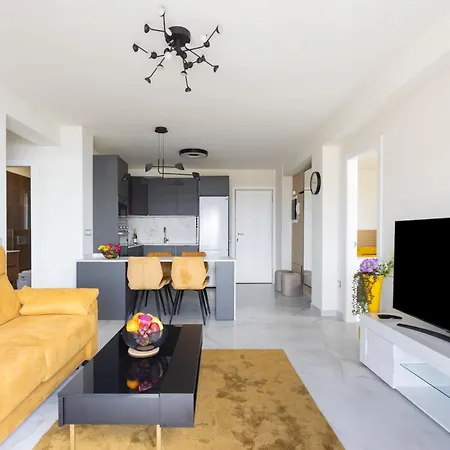 Stunning Flat Next To The Beach-ocean Views * Los Cristianos (Tenerife)